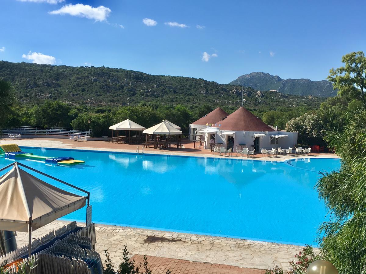 Cugnana Porto Rotondo Bungalows - Camping Buitenkant foto