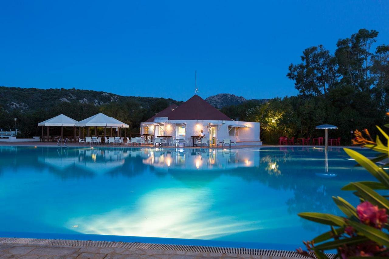 Cugnana Porto Rotondo Bungalows - Camping Buitenkant foto
