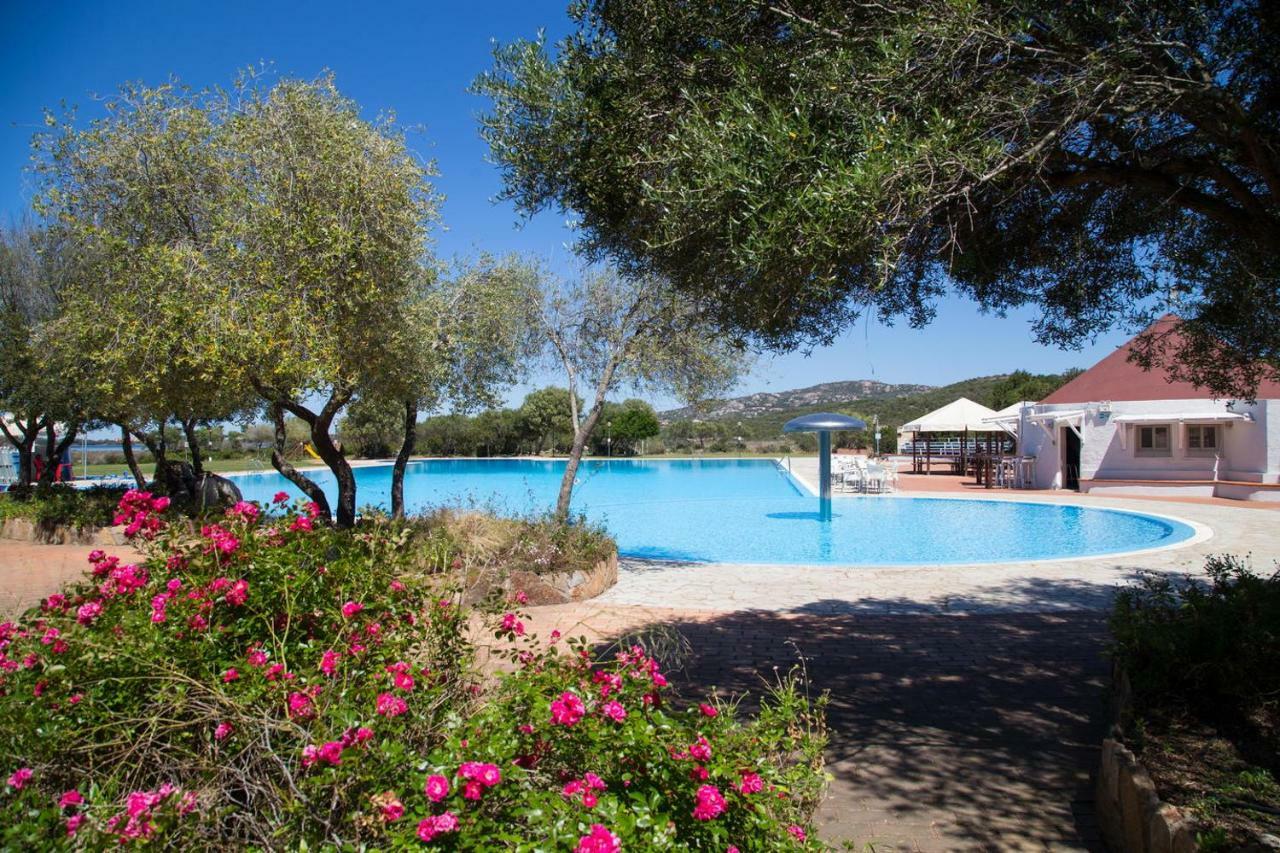 Cugnana Porto Rotondo Bungalows - Camping Buitenkant foto
